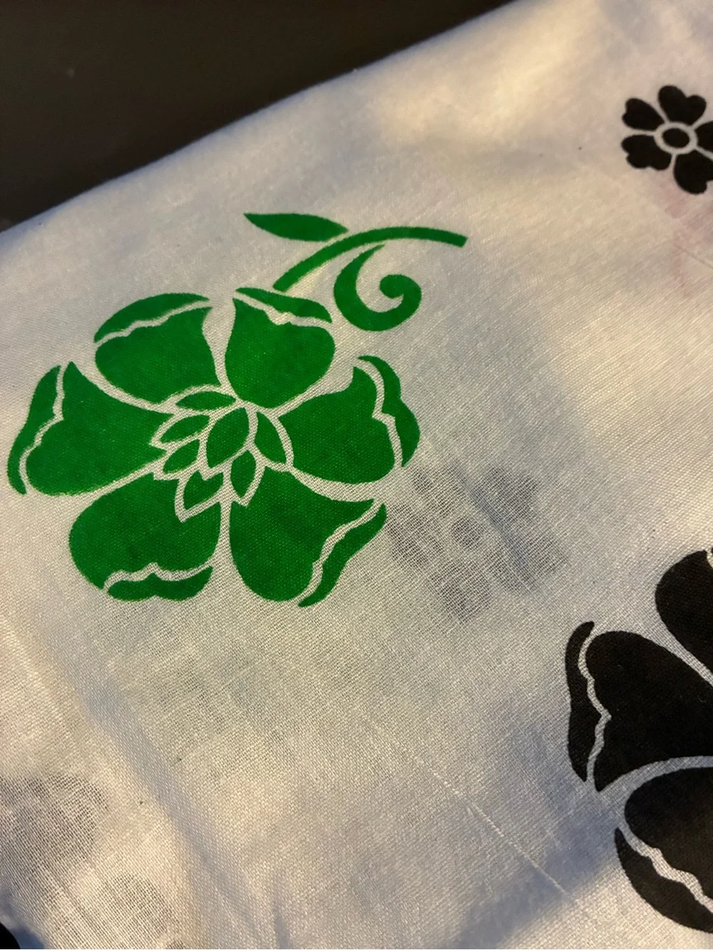 N/A floral tablecloth